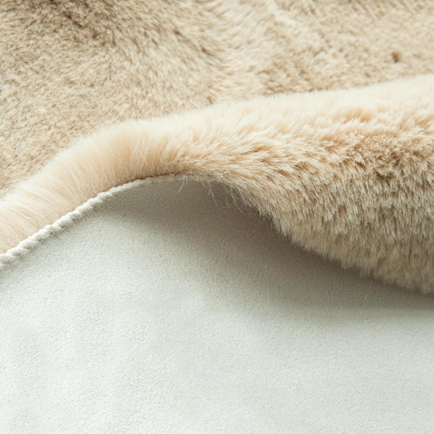 ORINOVA Teppich Beige Rund Waschbar Flauschig 90 cm Kunstfell Teppich Wohnzimmer Schlafzimmer Kinderzimmer Kurzflor Fellteppich Deko Kuschelig