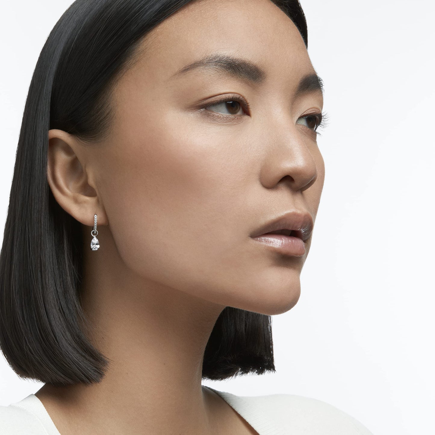 Swarovski Attract Drop-Ohrhänger, Tropfenschliff, Weiß, Rhodiniert