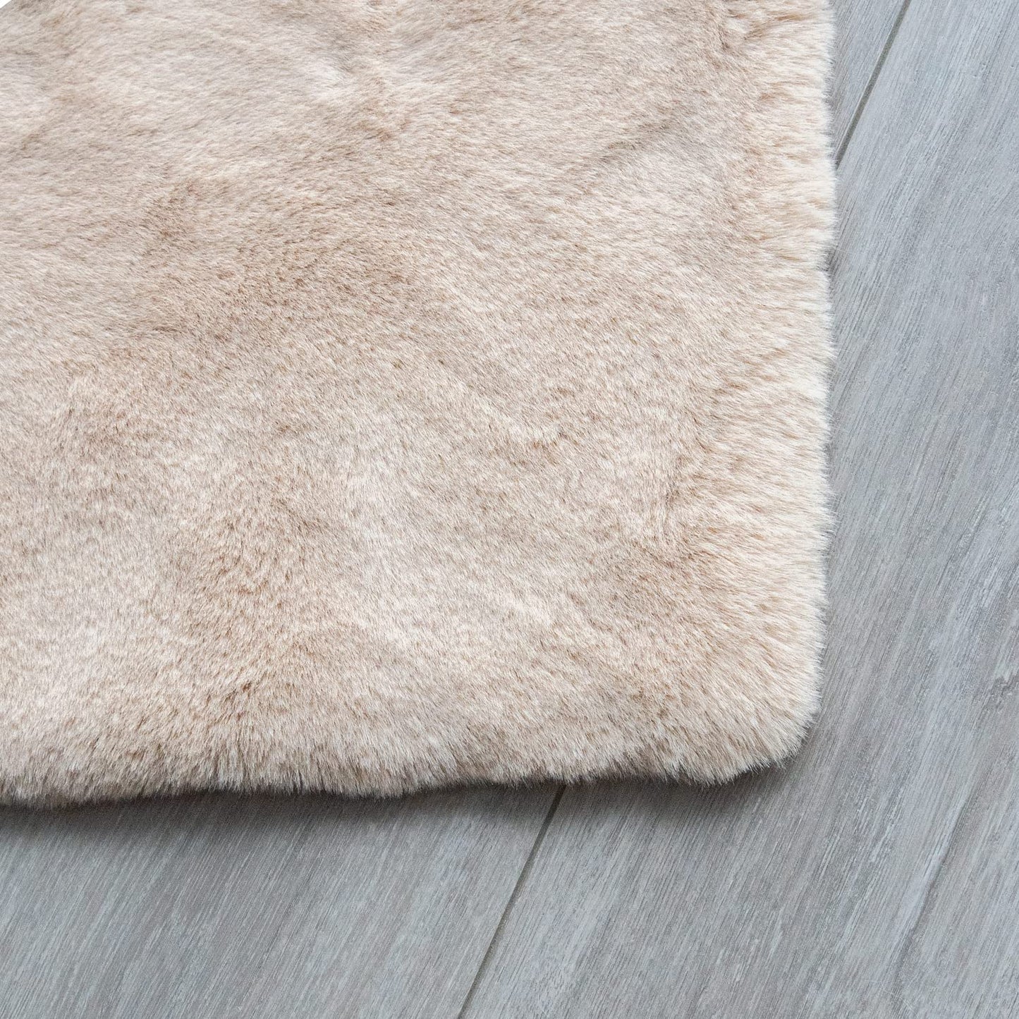 ORINOVA Teppich Schlafzimmer Beige Waschbar Flauschig 60x90 cm Fellteppich Kunstfell Wohnzimmer Kinderzimmer Kurzflor Teppich Weich Klein Deko Rechteckig
