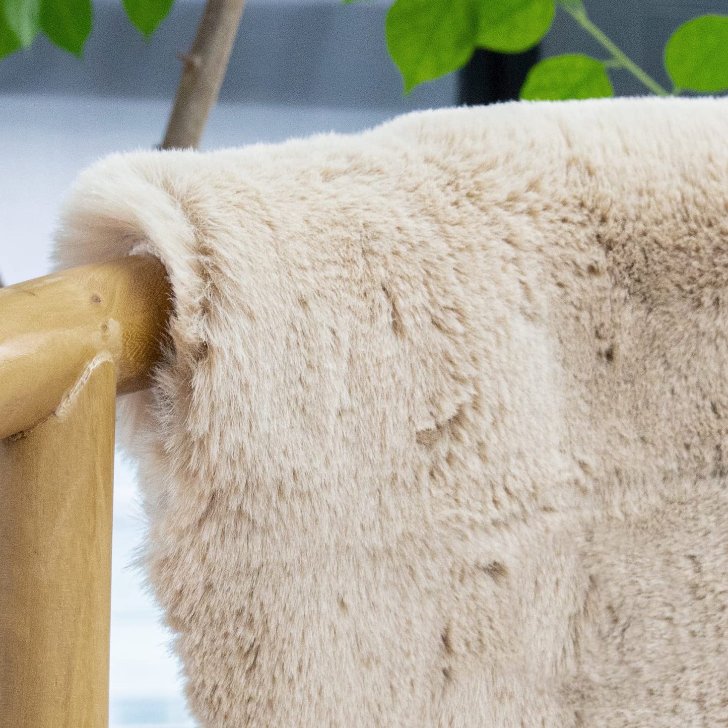 ORINOVA Teppich Schlafzimmer Beige Waschbar Flauschig 60x90 cm Fellteppich Kunstfell Wohnzimmer Kinderzimmer Kurzflor Teppich Weich Klein Deko Rechteckig
