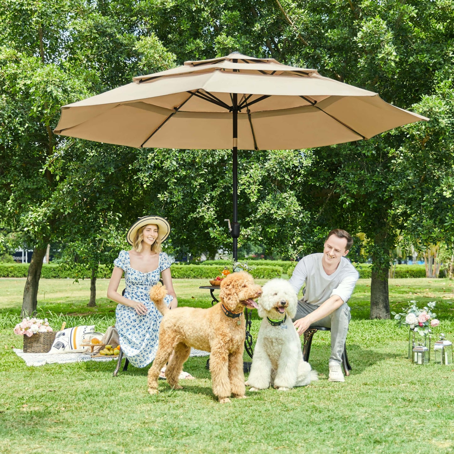 Yaheetech Sonnenschirm mit 3-lagigem Dach Φ 324 cm Neigbarer Gartenschirm UV-Schutz belüftet Marktschirm Outdoor Schirm Rund Sonnenschutz für Garten/Balkon/Terrasse/Strand, Hellbraun