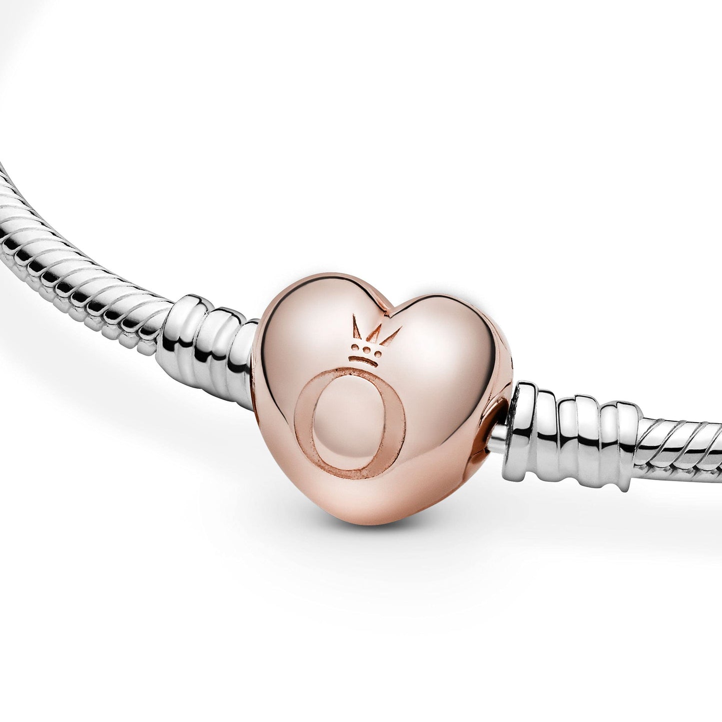 PANDORA Moments Schlangen-Gliederarmband mit Herz-Verschluss aus Sterling-Silber und rosévergoldeter Metalllegierung, kompatibel mit Charms und Anhängern aus der Moments Kollektion, Größe: 17cm