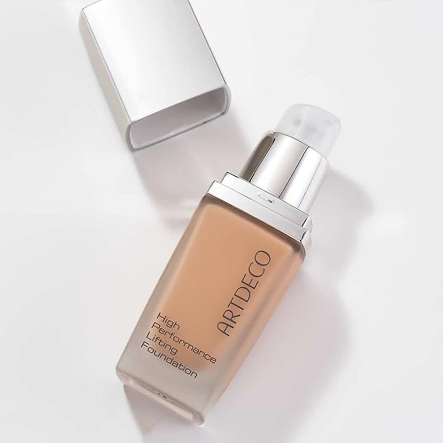 ARTDECO High Performance Lifting Foundation - Flüssiges Make-up für eine sanft mattierte, straffe Haut - 1 x 30 ml