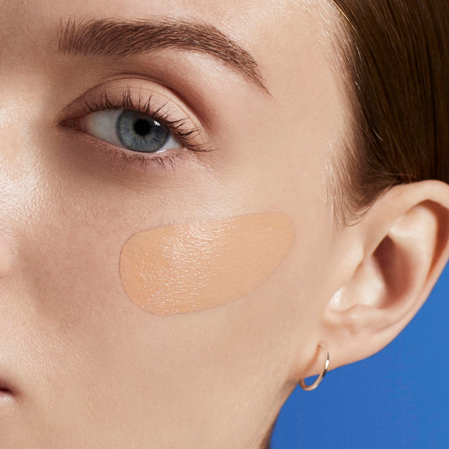 Biotherm Aquasource BB Cream Medium, dunkle getönte Tagescreme mit Life Plankton, pflegende Creme mit feuchtigkeitsspendender Wirkung und LSF15, für den optimalen Teint, 30 ml