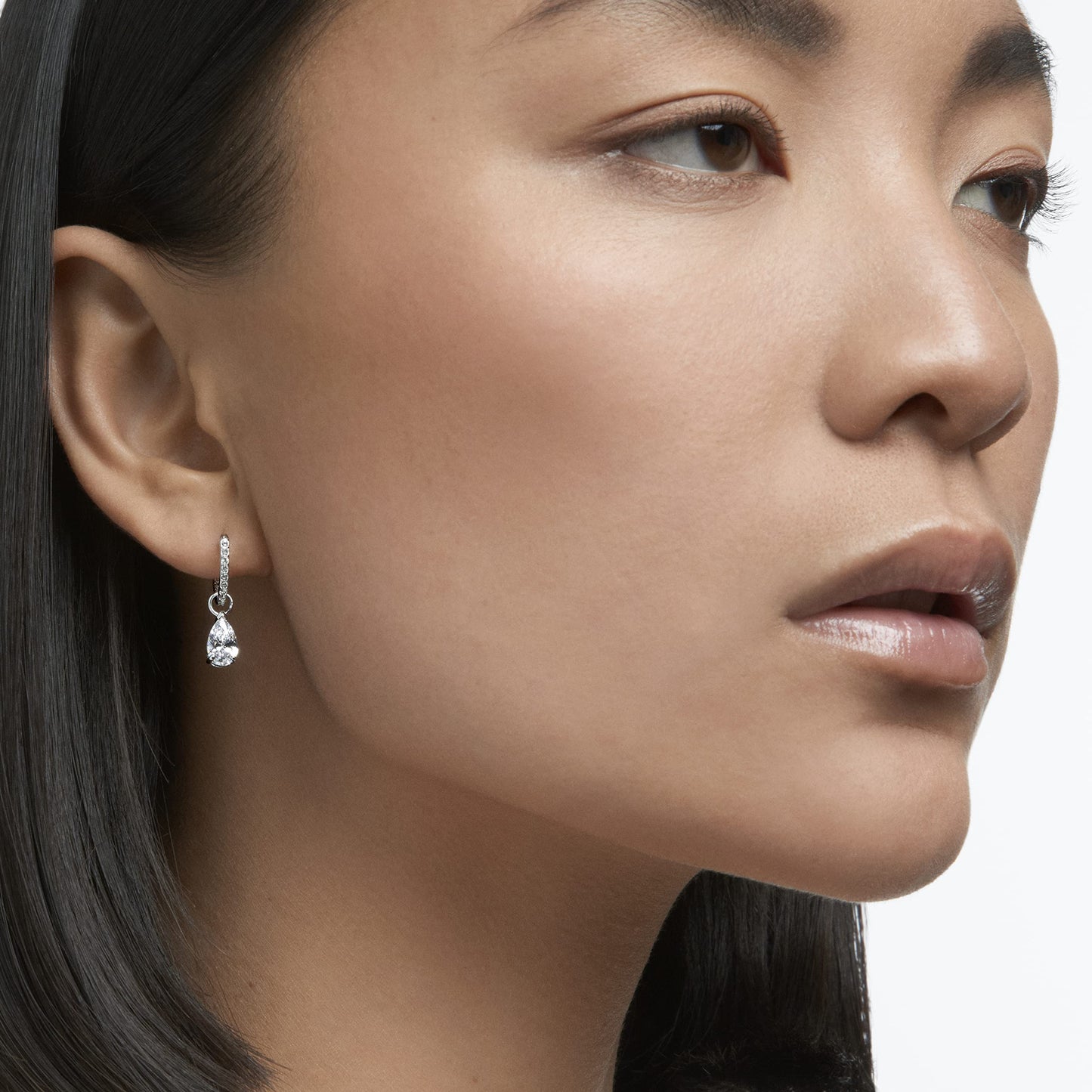 Swarovski Attract Drop-Ohrhänger, Tropfenschliff, Weiß, Rhodiniert